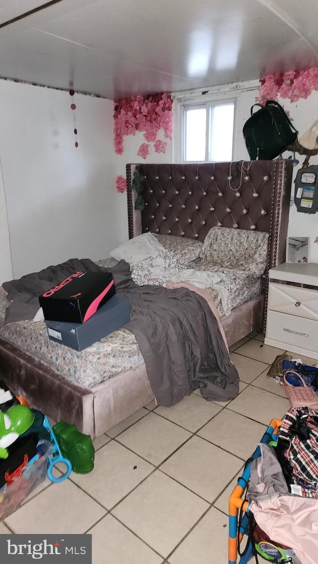 2618 E Biddle St, Baltimore, MD 21213 - bedroom with light tile patterned floors