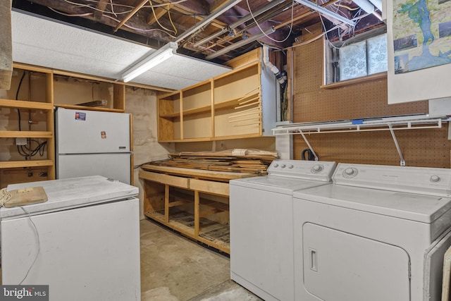 505 S Main St, Red Lion, PA 17356 - washroom featuring washing machine and dryer