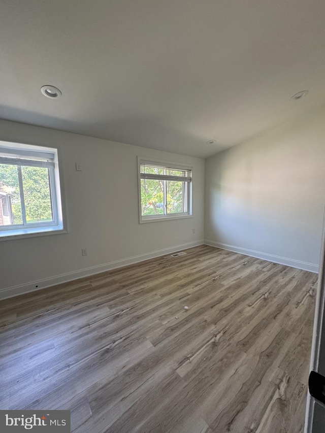 6529 Frietchie Row, Columbia, MD 21045 - unfurnished room with wood finished floors and recessed lighting
