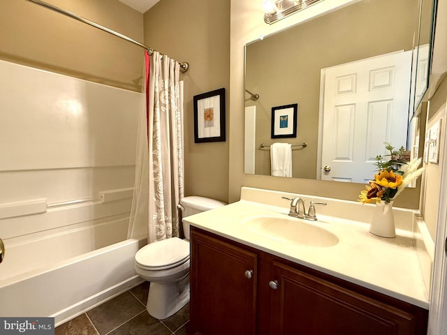 331 Lenape Way, Claymont, DE 19703 - bathroom with vanity, shower / bath combo with shower curtain, and tile patterned flooring
