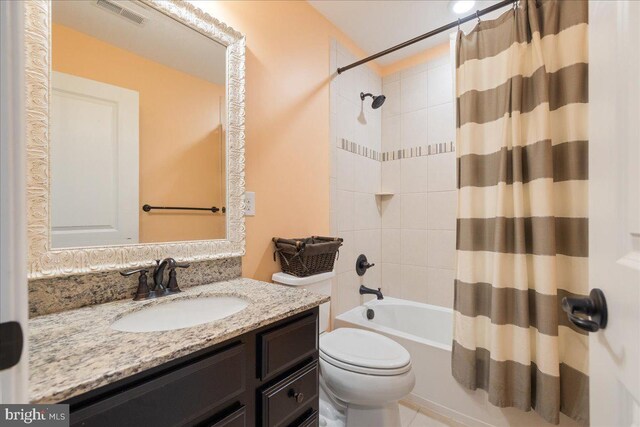 260 Grace Ln, Harleysville, PA 19438 - full bathroom featuring vanity and shower / bath combo