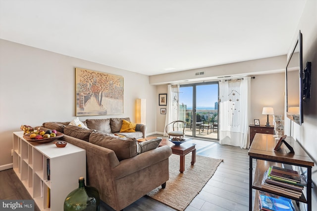 8370 Greensboro Dr Unit 1011, Mclean, VA 22102 - living area with wood finished floors