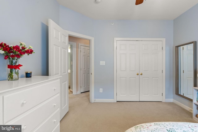 15196 Lancashire Dr, Woodbridge, VA 22191 - bedroom with light carpet, a closet, and a ceiling fan