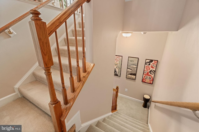 15196 Lancashire Dr, Woodbridge, VA 22191 - stairway featuring carpet floors and baseboards