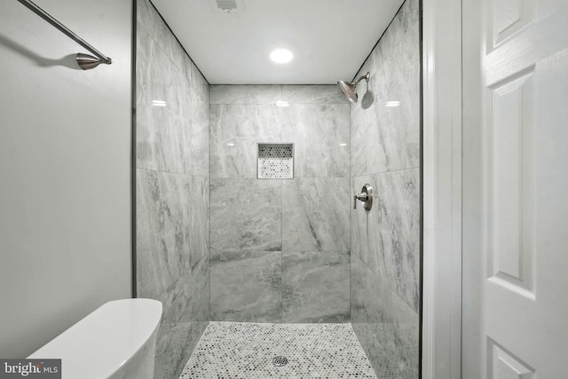 1418 D St, Woodbridge, VA 22191 - bathroom with a tile shower and toilet