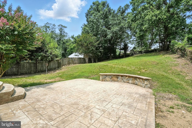 1418 D St, Woodbridge, VA 22191 - fenced backyard with a patio