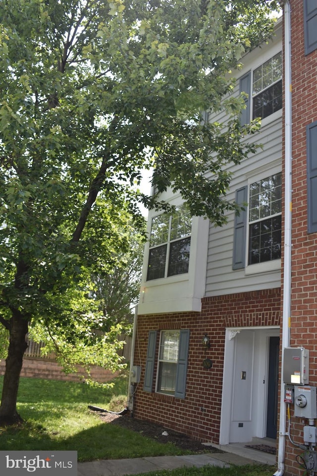 104 Rock Creek Ct, Frederick, MD 21702 - view of front facade featuring brick siding