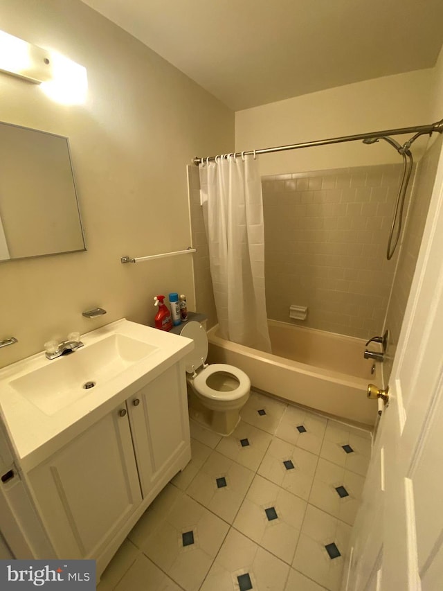14004 Daleshire Way Unit 49, Burtonsville, MD 20866 - bathroom featuring tile patterned flooring, vanity, and shower / bath combo