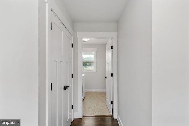 115 Saddle Ridge Ln, Fredericksburg, VA 22406 - corridor featuring wood finished floors and baseboards