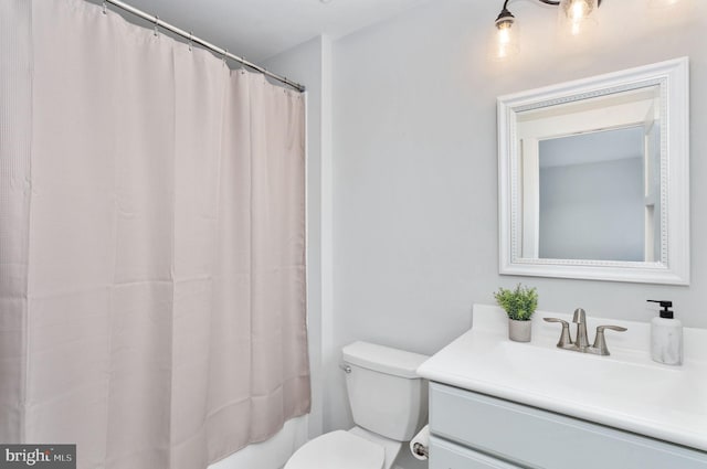 115 Saddle Ridge Ln, Fredericksburg, VA 22406 - full bath featuring vanity and shower / bathtub combination with curtain