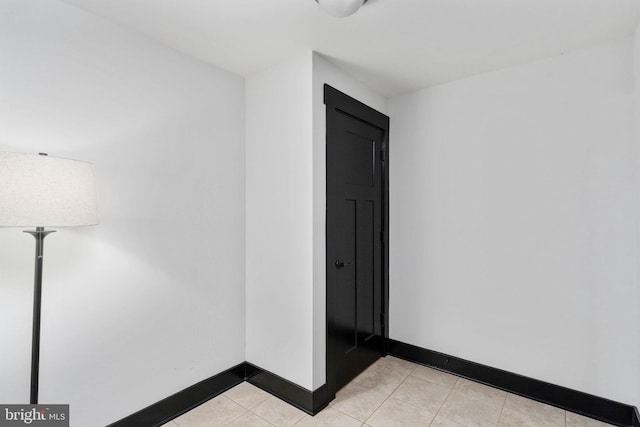 115 Saddle Ridge Ln, Fredericksburg, VA 22406 - spare room featuring baseboards and light tile patterned flooring