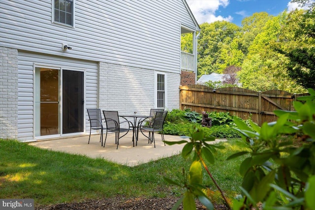 10 Frantz Ct, Fredericksburg, VA 22405 - view of patio / terrace