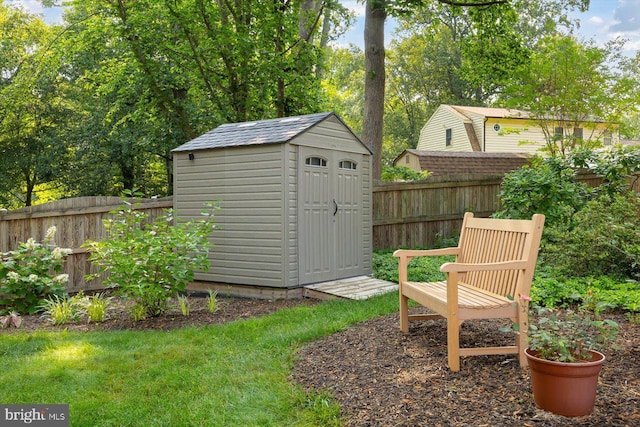 10 Frantz Ct, Fredericksburg, VA 22405 - view of shed with a fenced backyard