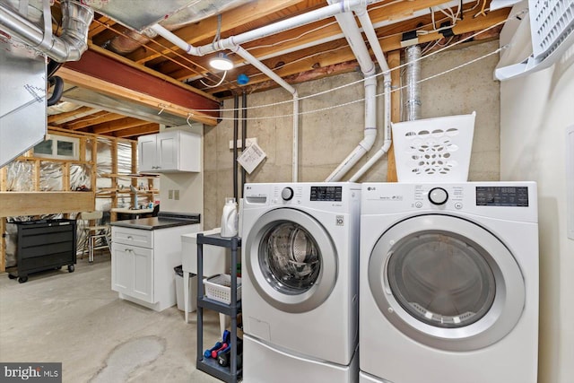 10 Frantz Ct, Fredericksburg, VA 22405 - laundry room featuring independent washer and dryer and cabinet space