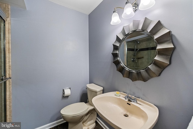 9100 Quarter Ct, Vienna, VA 22182 - bathroom featuring a chandelier and a shower