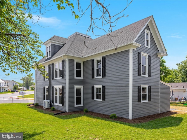 232 Crawford St, Strasburg, VA 22657 - view of side of property featuring a shingled roof