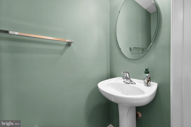 8078 Horseshoe Cottage Cir, Lorton, VA 22079 - view of bathroom