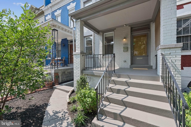 643 Keefer Pl NW, Washington, DC 20010 - property entrance with brick siding and covered porch