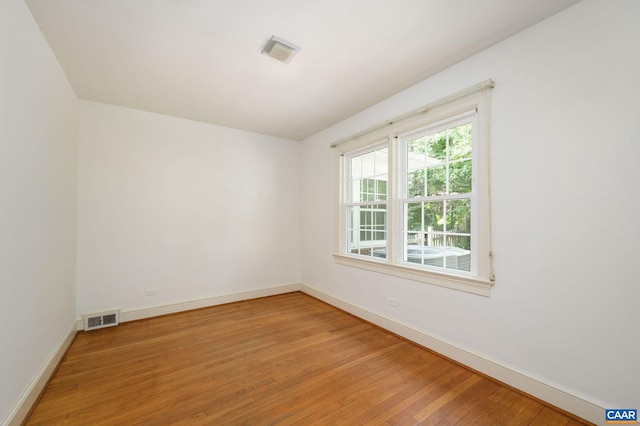 906 Old Farm Rd, Charlottesville, VA 22903 - empty room with light wood-type flooring and baseboards