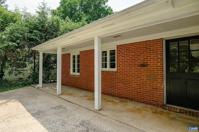 906 Old Farm Rd, Charlottesville, VA 22903 - view of patio / terrace
