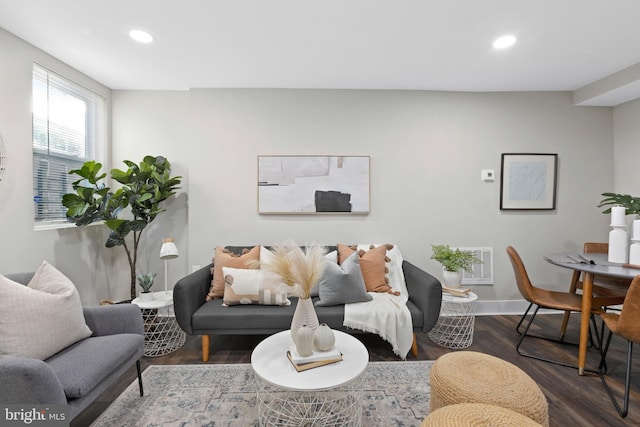 1510 Ramsay St, Baltimore, MD 21223 - living area featuring wood finished floors and recessed lighting