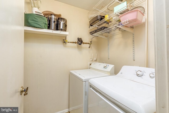 9 Village Ct, Mount Laurel, NJ 08054 - laundry room featuring washing machine and dryer