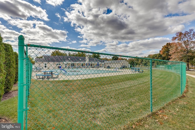 9 Village Ct, Mount Laurel, NJ 08054 - view of yard with a tennis court