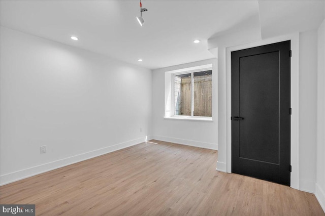 2618 E Hagert St, Philadelphia, PA 19125 - unfurnished bedroom featuring light wood finished floors and recessed lighting