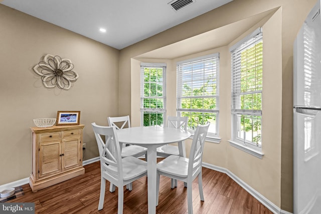 564 Astor Sq, West Chester, PA 19380 - dining space with wood finished floors and recessed lighting