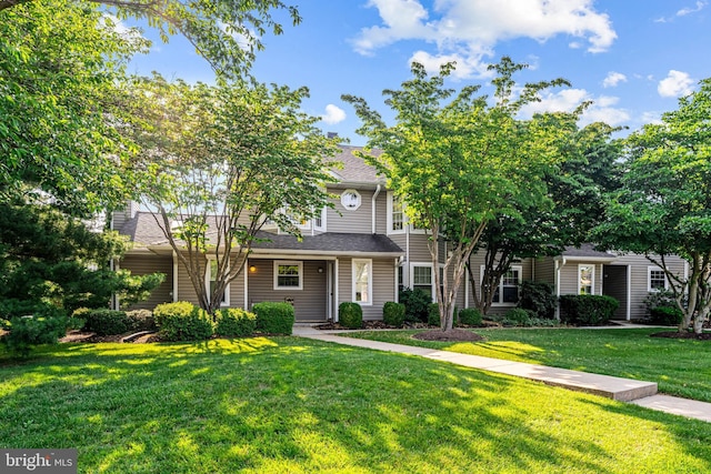 564 Astor Sq, West Chester, PA 19380 - view of front facade featuring a front lawn and a shingled roof