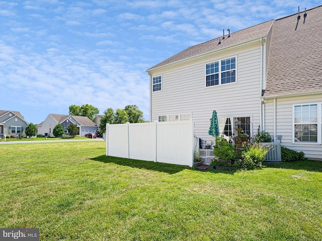 111 Sandridge Ct Unit 6-Jul, Millsboro, DE 19966 - rear view of house featuring roof with shingles