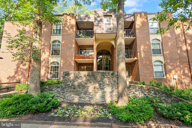3378 Woodburn Rd Unit 11, Annandale, VA 22003 - view of apartment building / complex