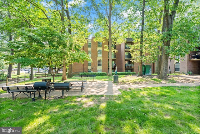 3378 Woodburn Rd Unit 11, Annandale, VA 22003 - view of community