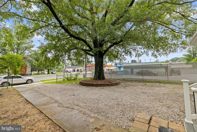 950 E W Hwy, Takoma Park, MD 20912 - view of yard
