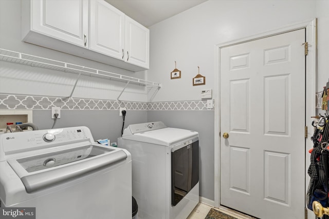 302 Cressent Ct, East Fallowfield Township, PA 19320 - laundry room with cabinet space and washer and dryer