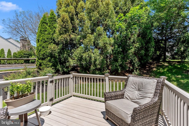 907 Potters Pl, Southampton, PA 18966 - wooden terrace featuring a lawn