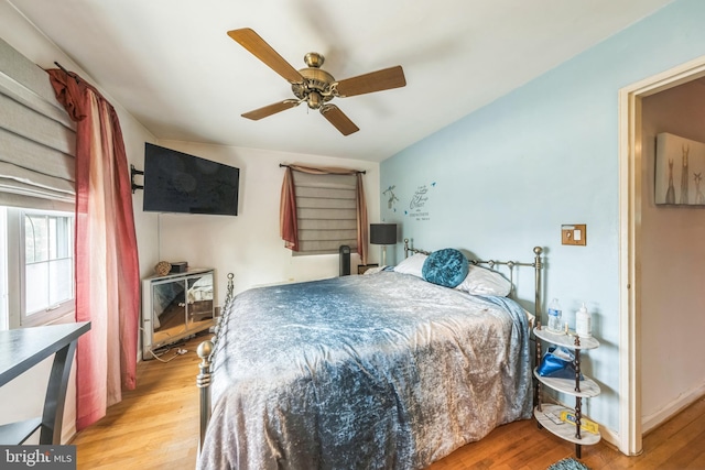 712 Chesapeake St SE, Washington, DC 20032 - bedroom featuring light wood-style floors and ceiling fan