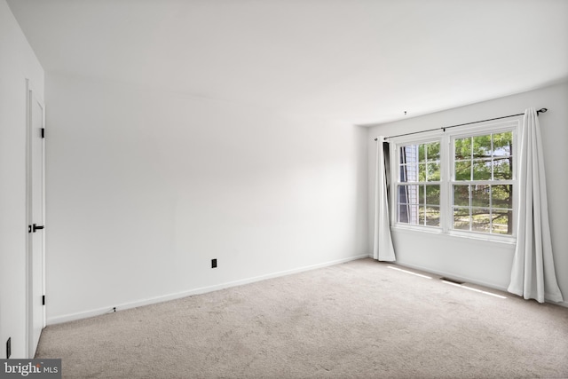 2193 Harbour Dr, Palmyra, NJ 08065 - empty room featuring carpet floors and baseboards