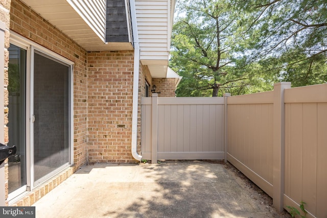 2193 Harbour Dr, Palmyra, NJ 08065 - view of patio