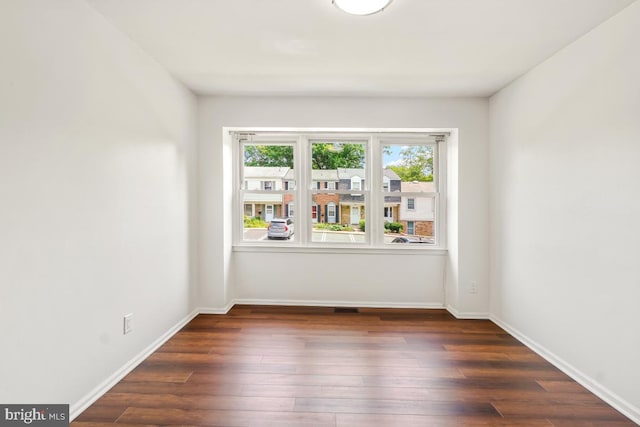 70 Oak Shade Rd, Gaithersburg, MD 20878 - empty room featuring wood-type flooring and baseboards