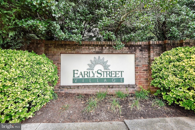 3818 White Post Ct, Alexandria, VA 22304 - view of community sign