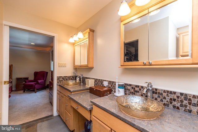 760 Audubon Dr, North Wales, PA 19454 - full bath with vanity, backsplash, and ensuite bathroom
