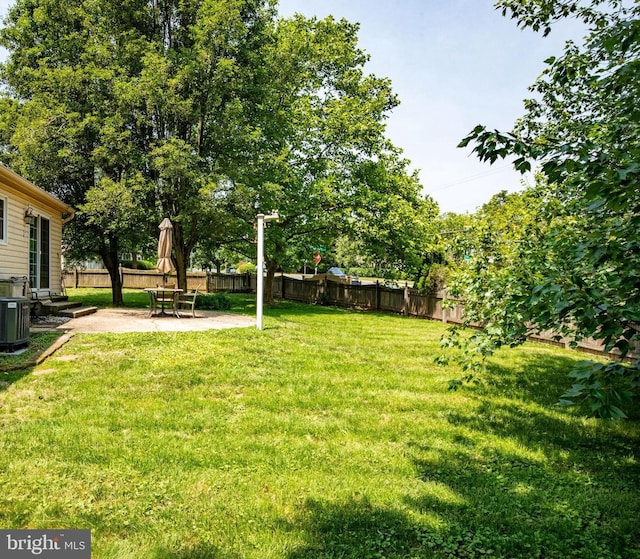 800 Eastridge Rd, Abingdon, MD 21009 - fenced backyard featuring a patio