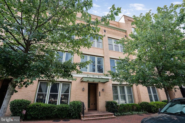 1220 Main Line Blvd Unit 102, Alexandria, VA 22301 - view of building exterior