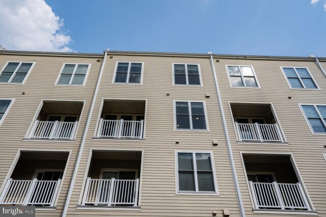 1220 Main Line Blvd Unit 102, Alexandria, VA 22301 - view of property