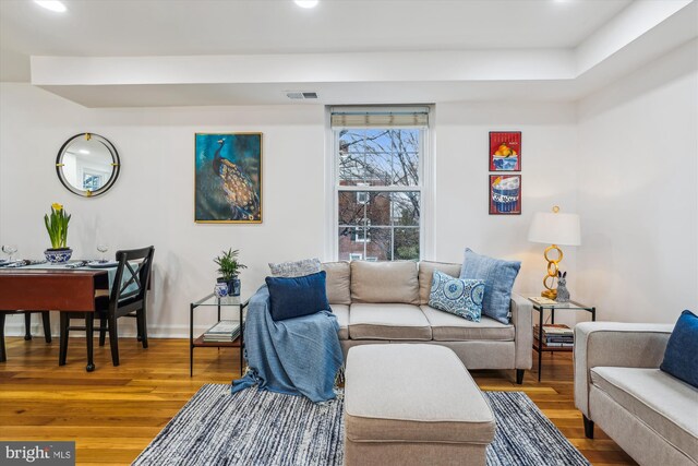 2806 S Abingdon St Unit A, Arlington, VA 22206 - living area featuring wood finished floors and recessed lighting