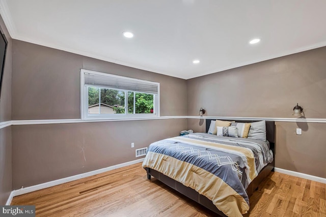 6614 Mccahill Dr, Laurel, MD 20707 - bedroom featuring wood finished floors and recessed lighting