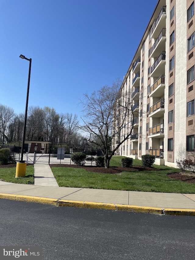 27210 Valley Run Dr Unit 210, Wilmington, DE 19810 - view of apartment building / complex