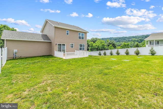 123 Hank Aaron Rd, Berkeley Springs, WV 25411 - back of property with a fenced backyard