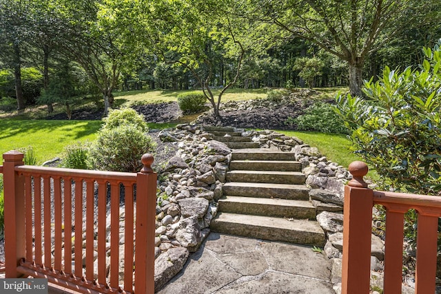 1043 Welsh Ayres Way, Downingtown, PA 19335 - view of green lawn